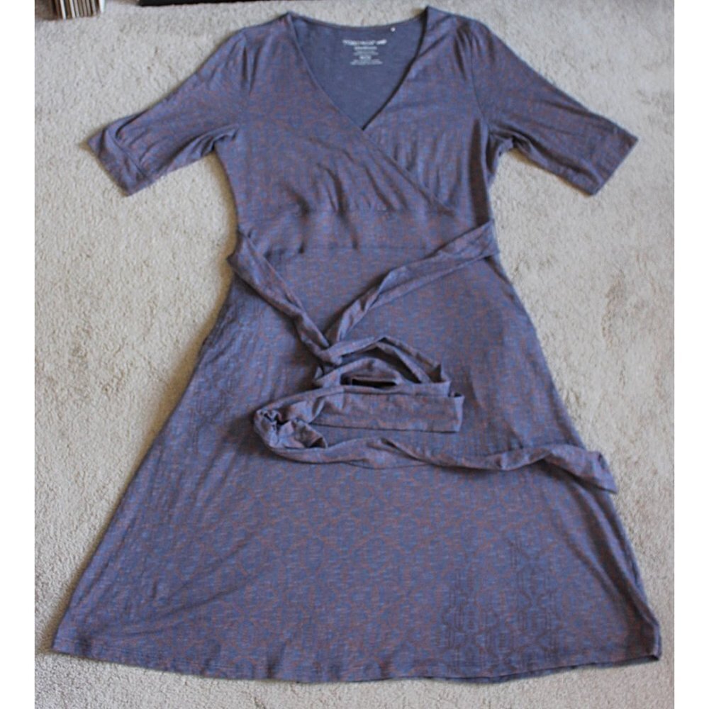 Toad & Co (Horny Toad) - Cue Cafe Wrap Dress in Blue Pattern, size Medium - Picture 6 of 11